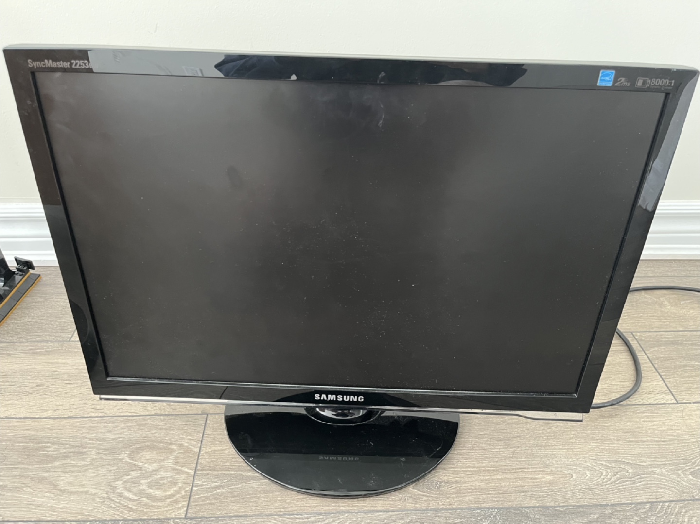 Samsung SyncMaster 2233SW LCD Monitor