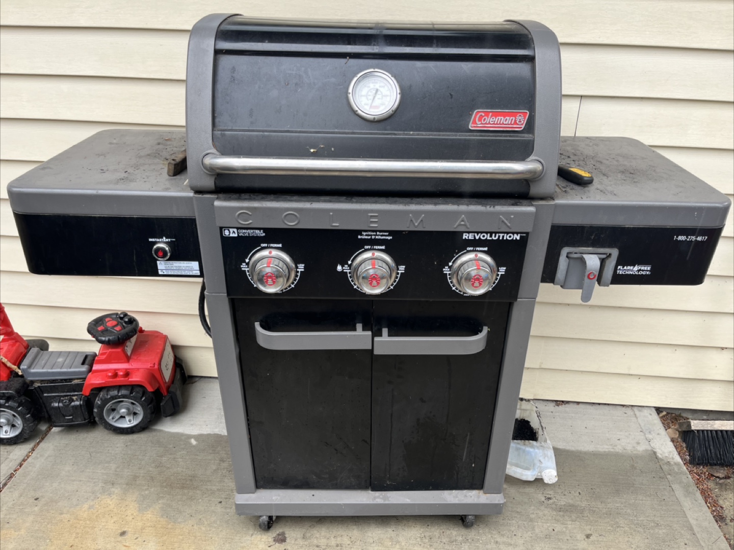 Coleman Revolution 3-Burner Propane BBQ Grill