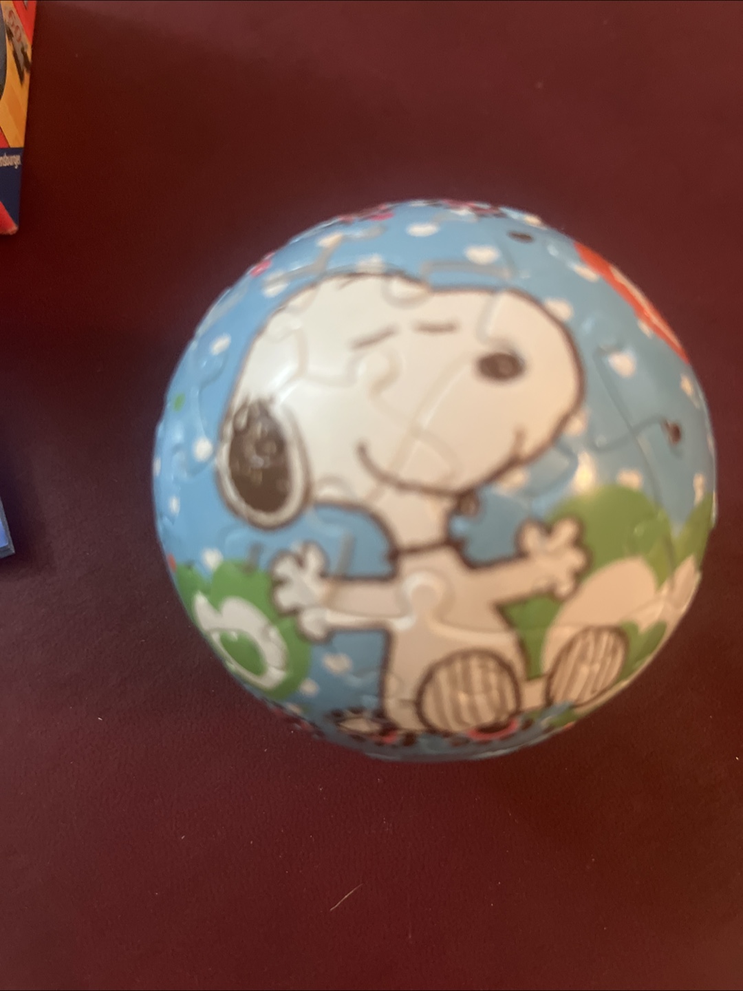 Ravensburger Puzzleball 60-piece Snoopy Puzzle Sphere - photo 3