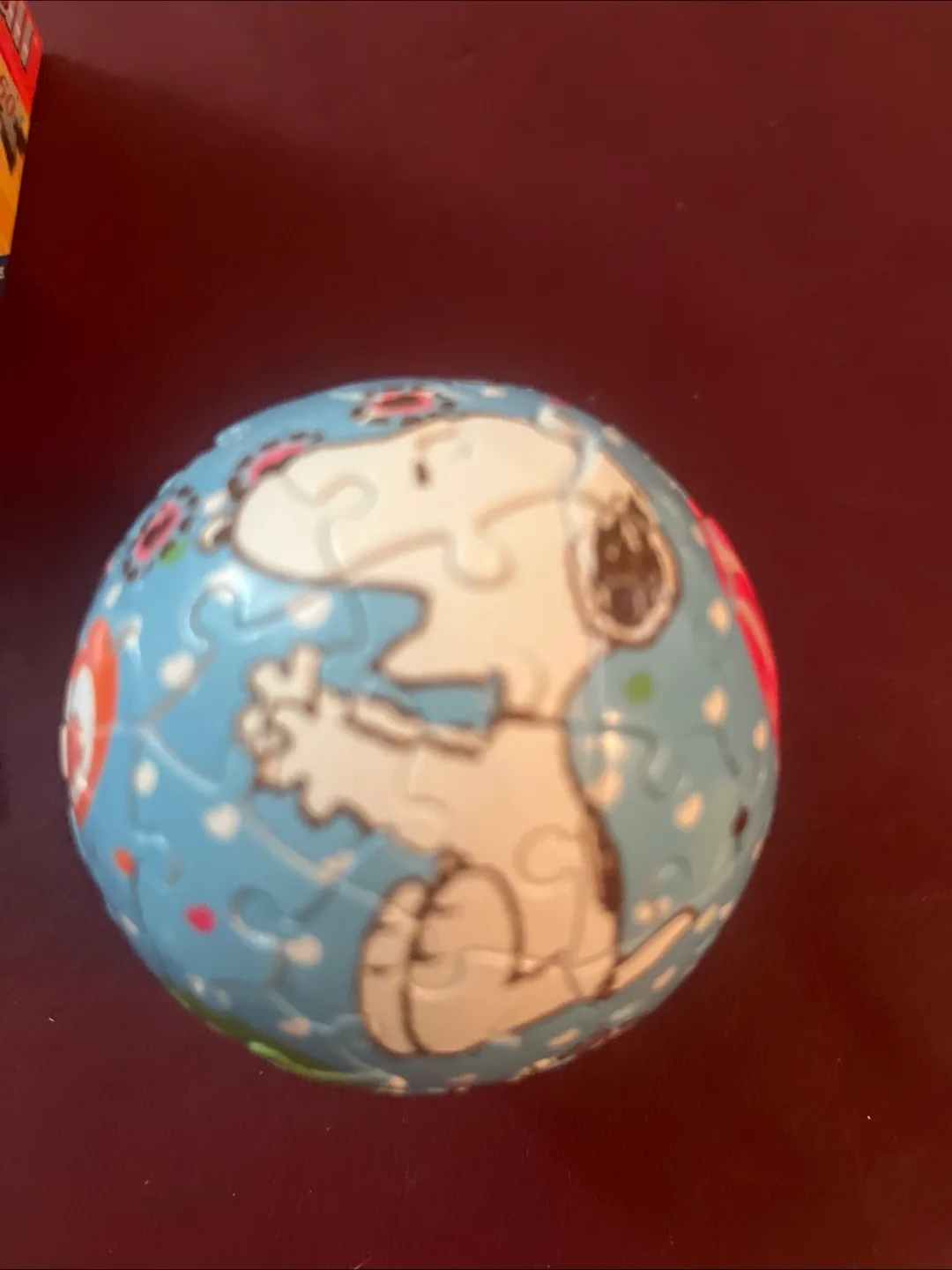 Ravensburger Puzzleball 60-piece Snoopy Puzzle Sphere image indicator(4)