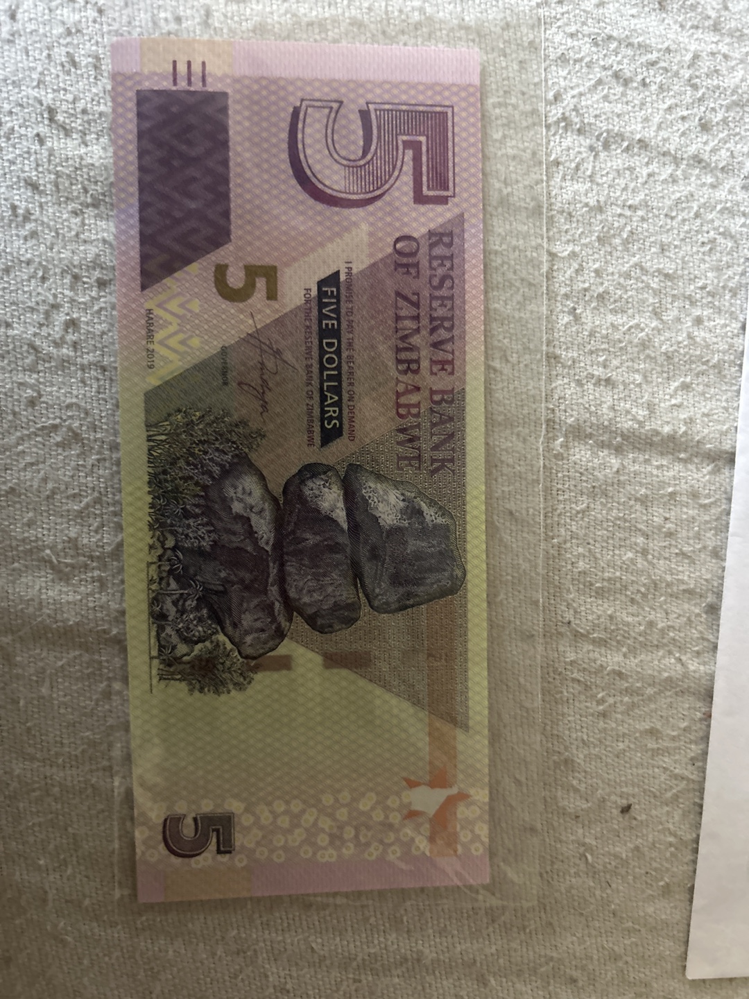 Zimbabwe Banknotes - $2 and $5 - Uncirculated - photo 4
