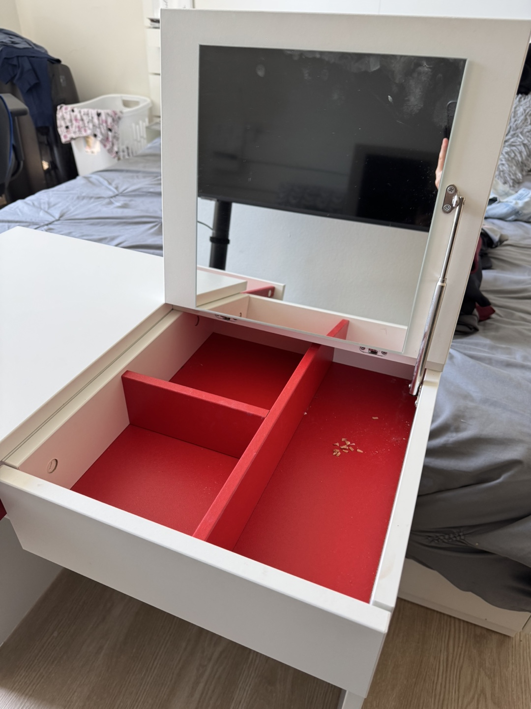 IKEA Brimnes Desk – Great Condition - photo 3