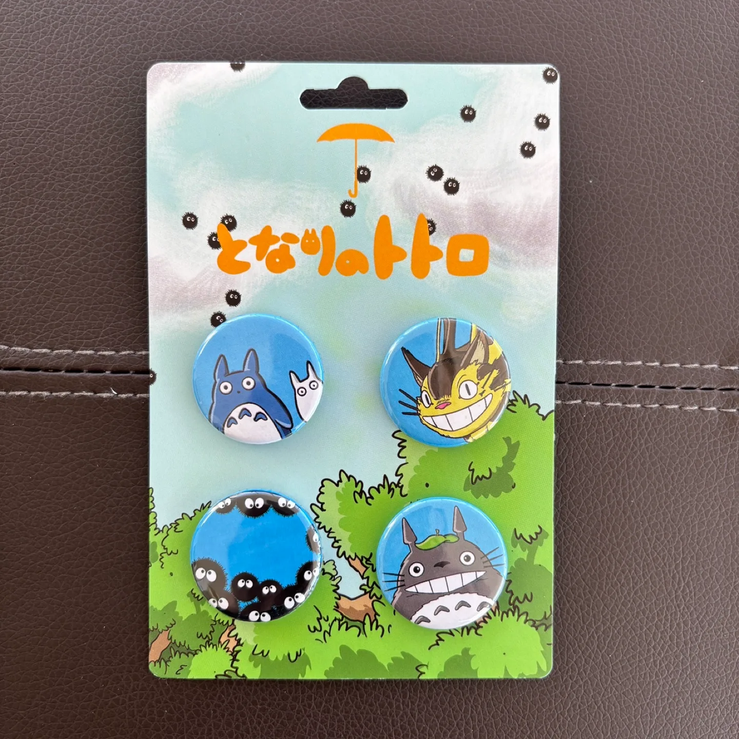 Set of 4 Studio Ghibli Buttons Pins thumbnail