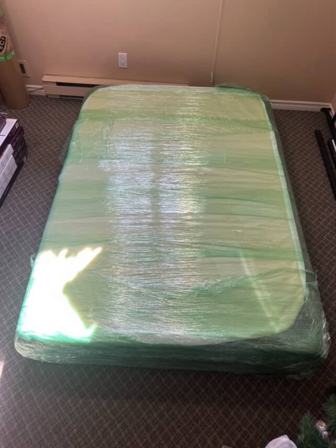 New Zinus 12-inch Green tea Cooling Gel Foam Mattress. - photo 4