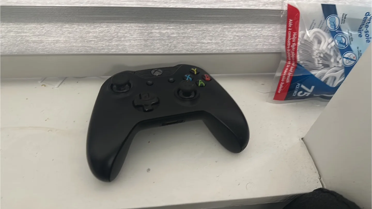Xbox One Console with Controller and Power Supply thumbnail