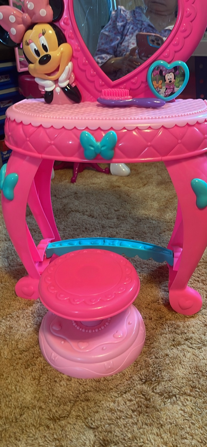 Minnie Mouse Vanity Set with Lights and Sounds - photo 4