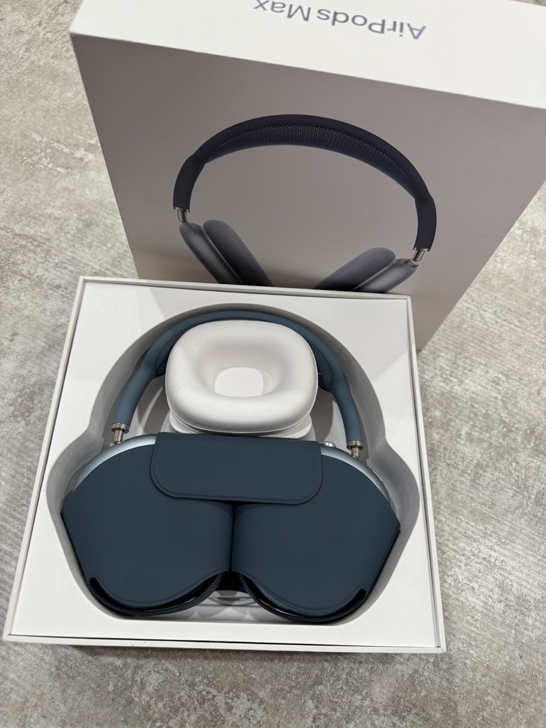 New AirPods Max Headphones - blue - photo 2