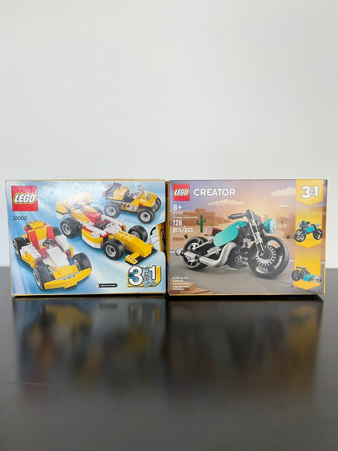 Two Lego 3 in 1 Creators image indicator(6)