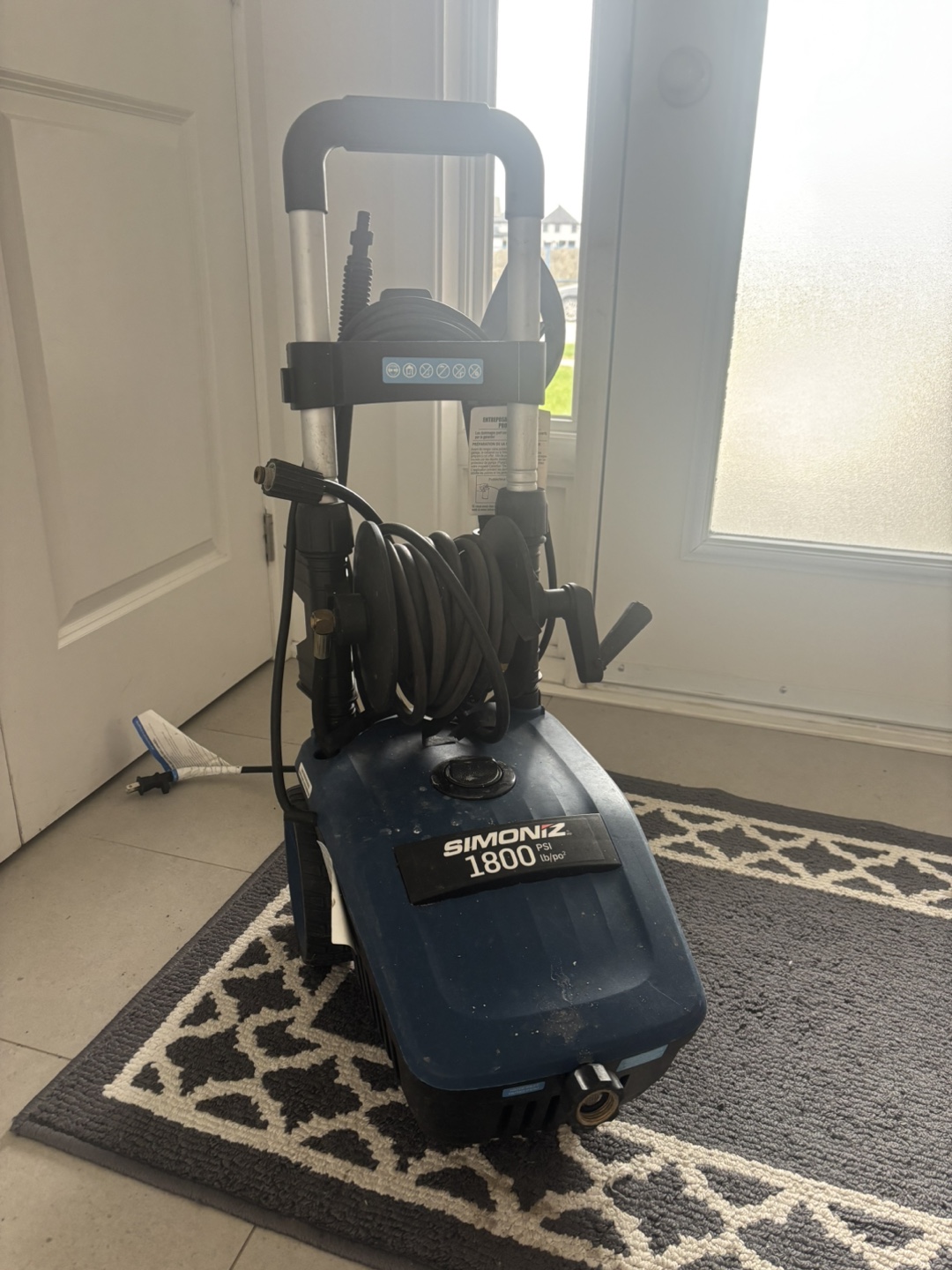 Simoniz 1800 psi Pressure Washer - photo 2