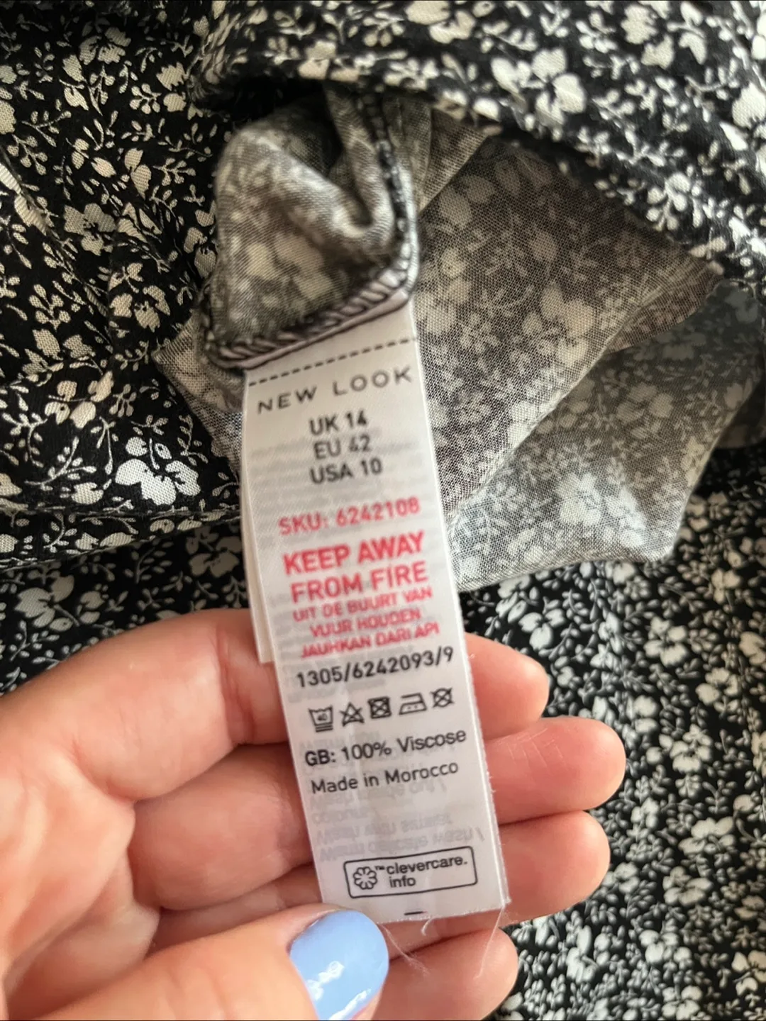 New Look Black and White Floral Wide Leg Culottes/capris image indicator(4)