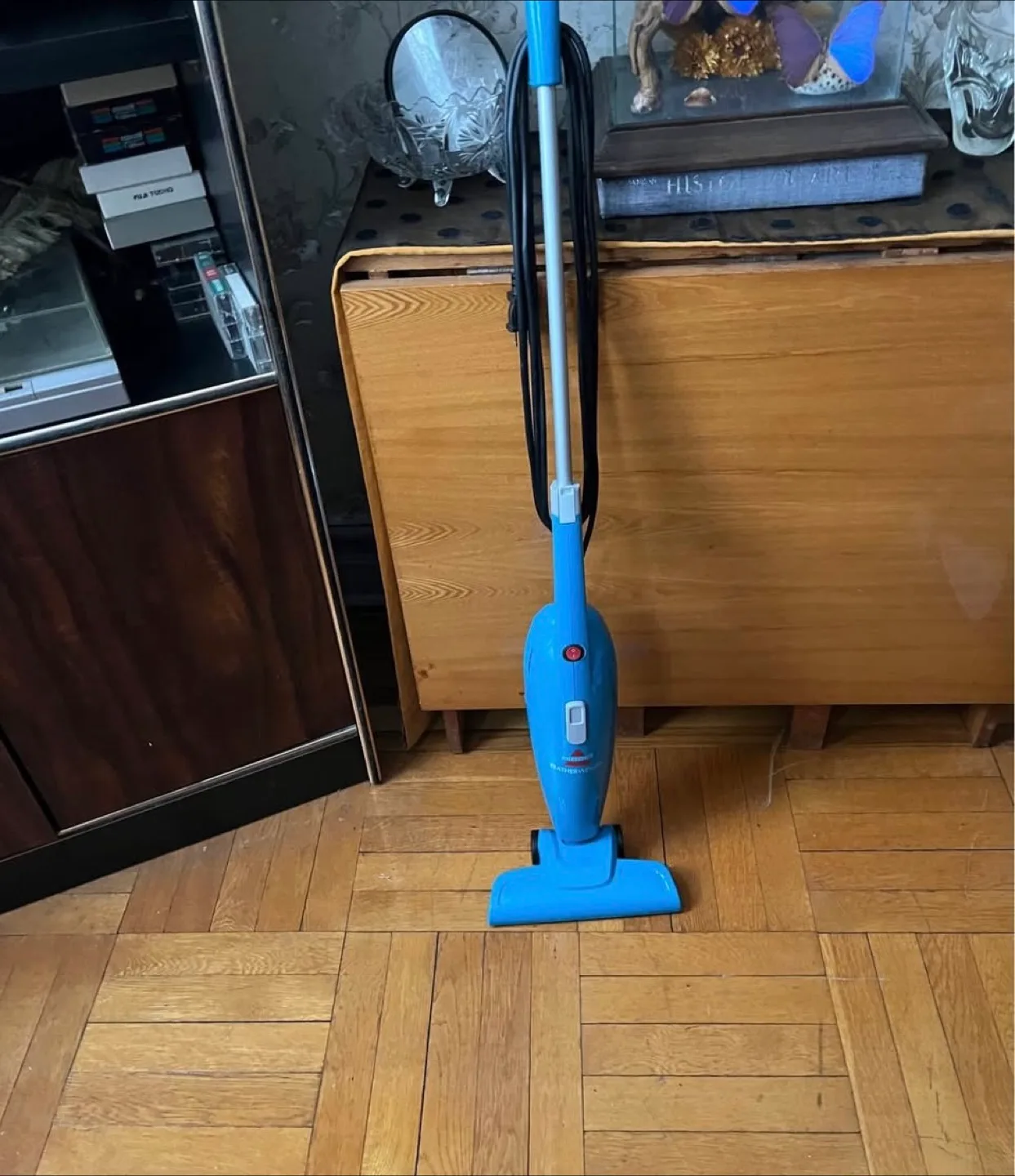 Bissell Featherweight Stick Vacuum image indicator(3)