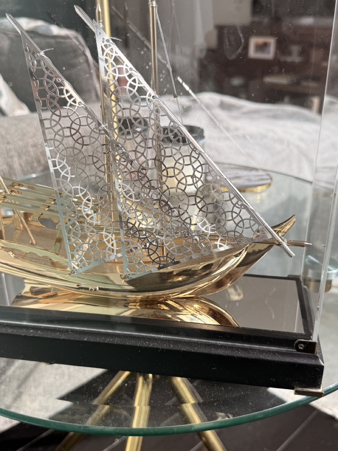 Collectible Dhow Model in Acrylic Case - photo 4