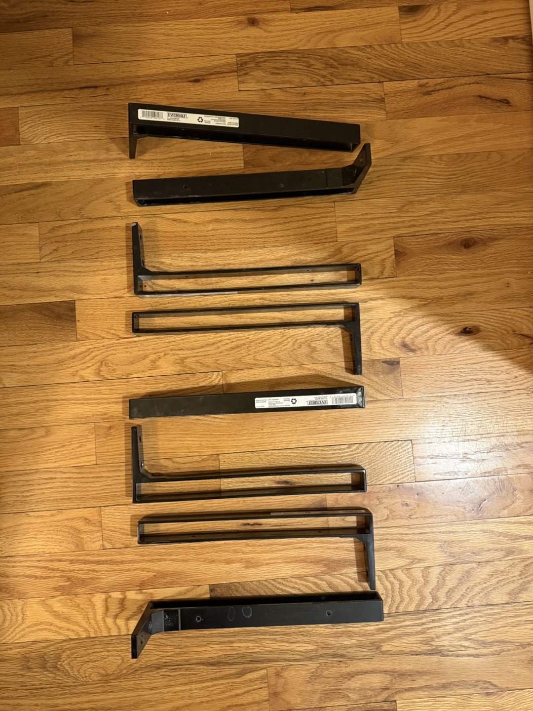 8 heavy metal shelf brackets - photo 2