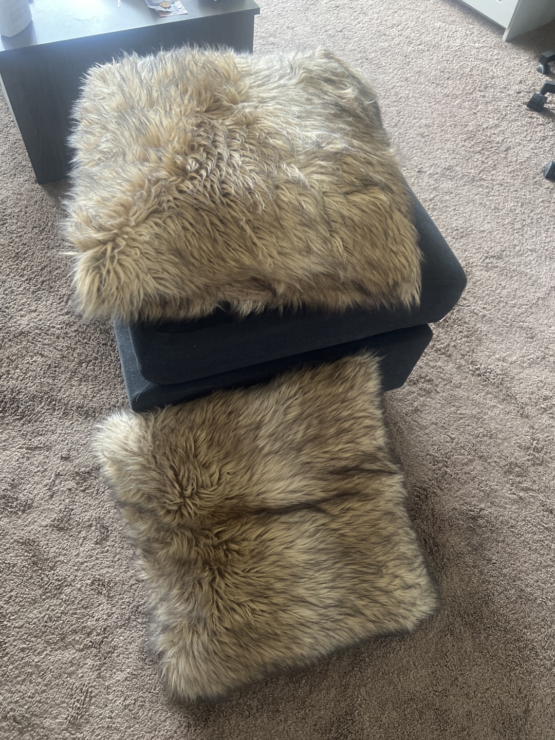 Two Faux Fur Throw Pillows - photo 3