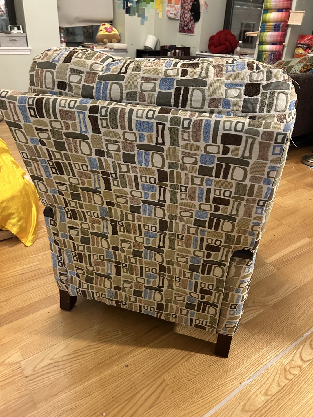 Recliner Chair with Mid-Century Modern Design - photo 4