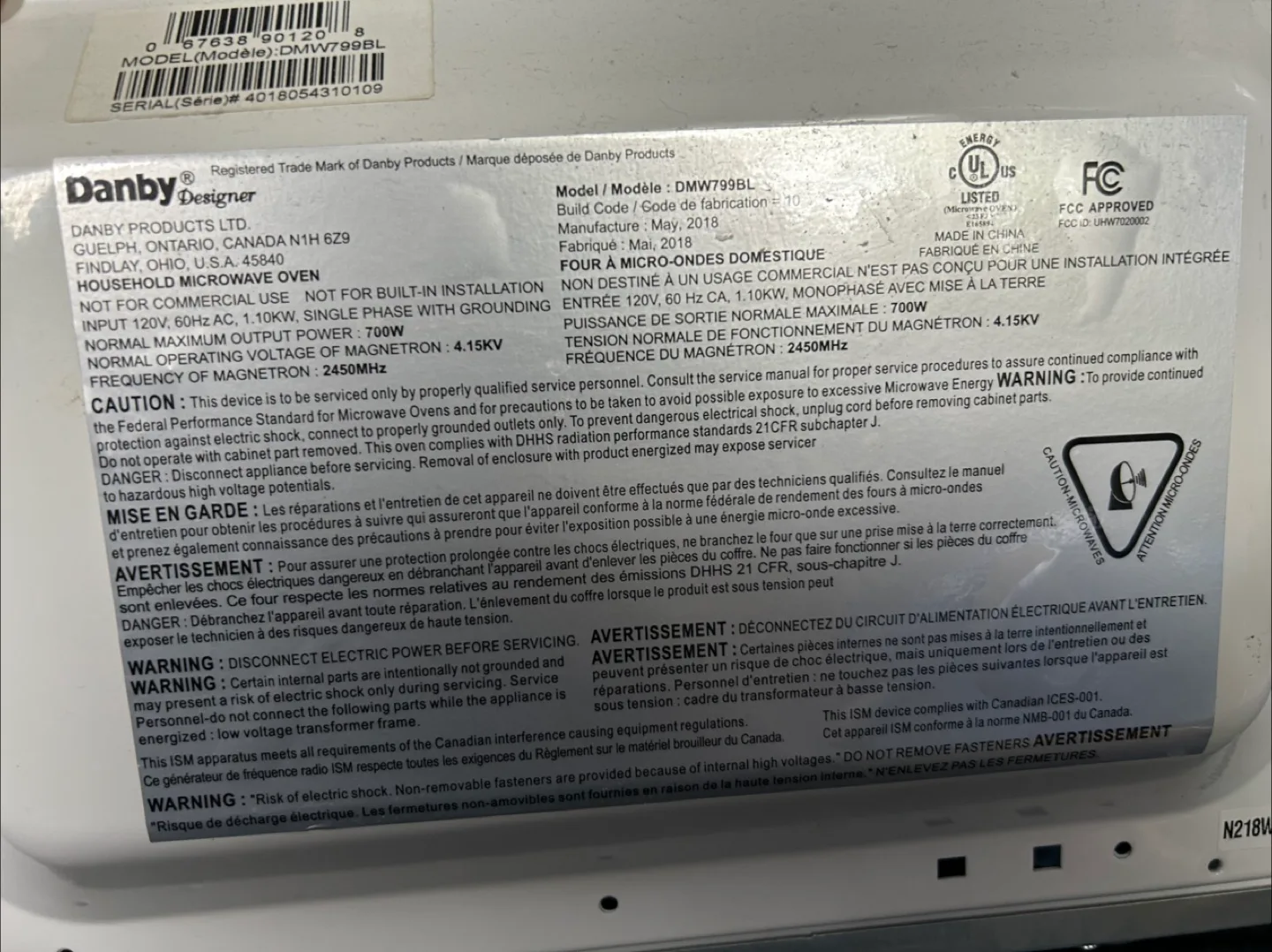 Danby Designer Microwave - 0.7 cu. ft. image indicator(3)