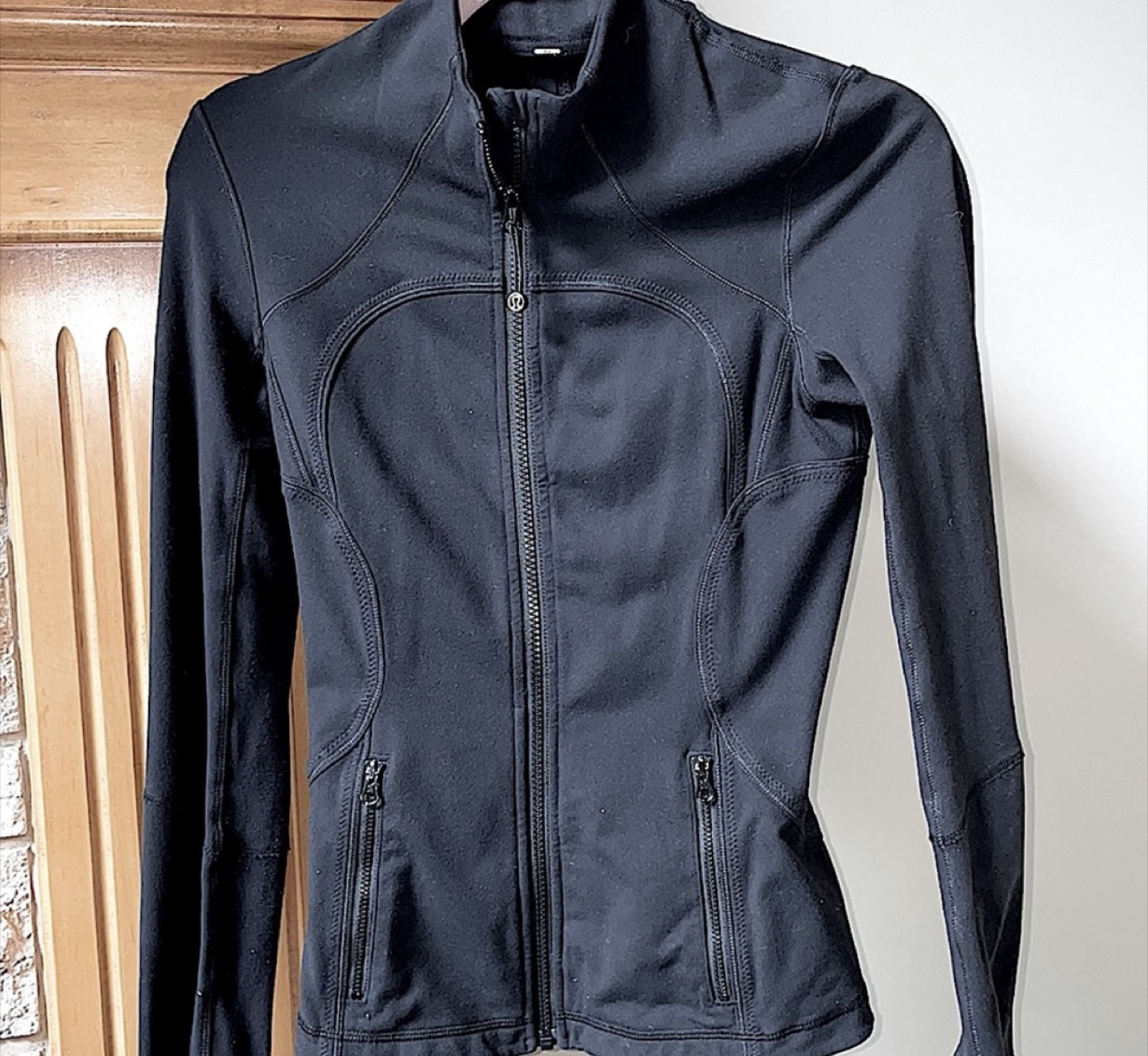 Lululemon Zip Jacket - Size 4
