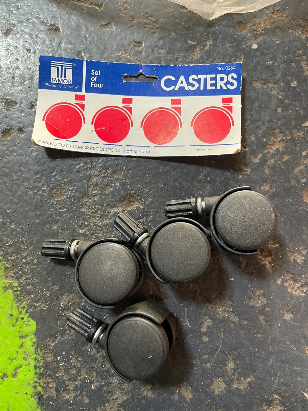 Set of four Tamor Casters No. 0260 thumbnail