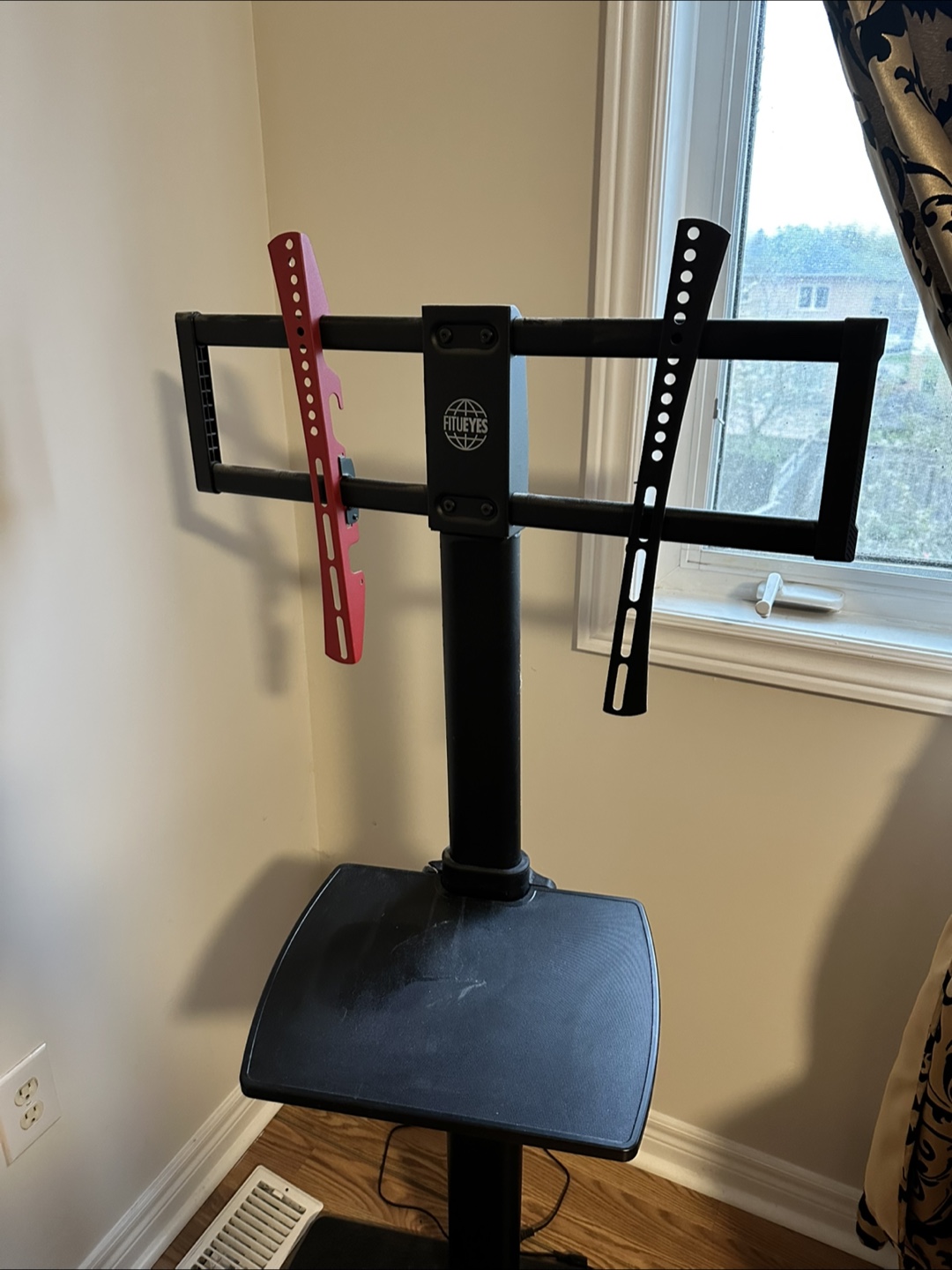 TV Stand - photo 2