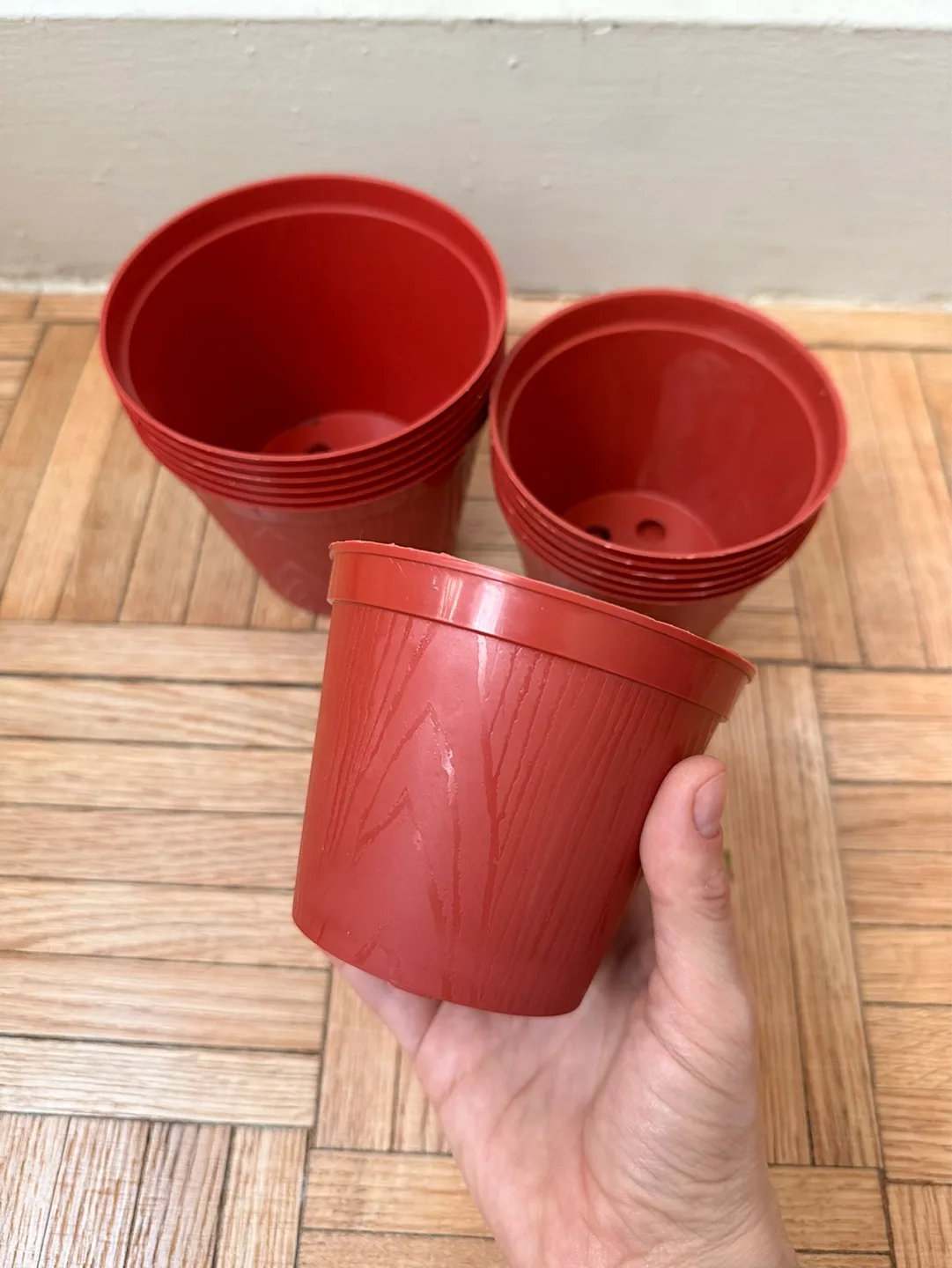 Set of Plastic Plant Pots thumbnail