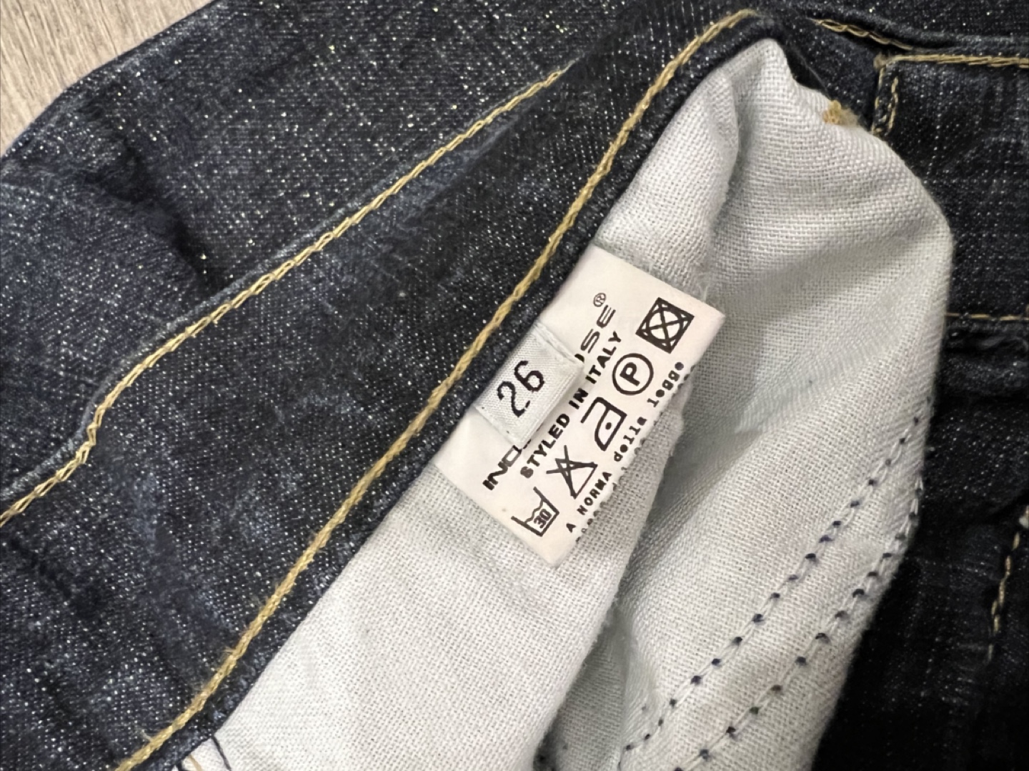Indian Rose Bell Bottom Jeans Size 26 - photo 5