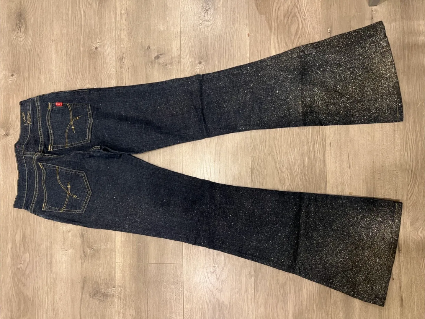 Indian Rose Bell Bottom Jeans Size 26  🏒 image indicator(6)