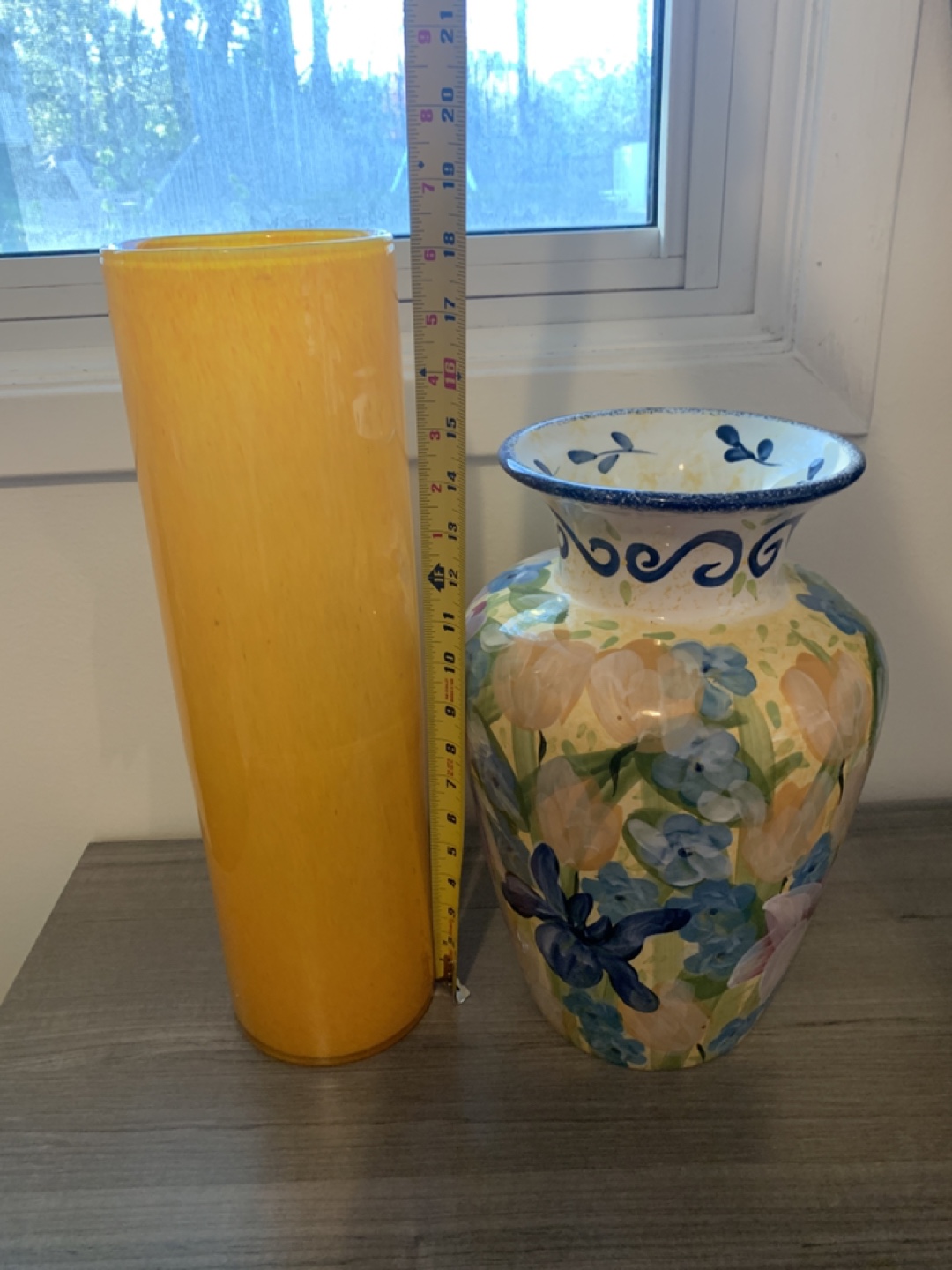 Pair of Decorative Vases - Yellow Glass & Floral Ceramic - photo 3