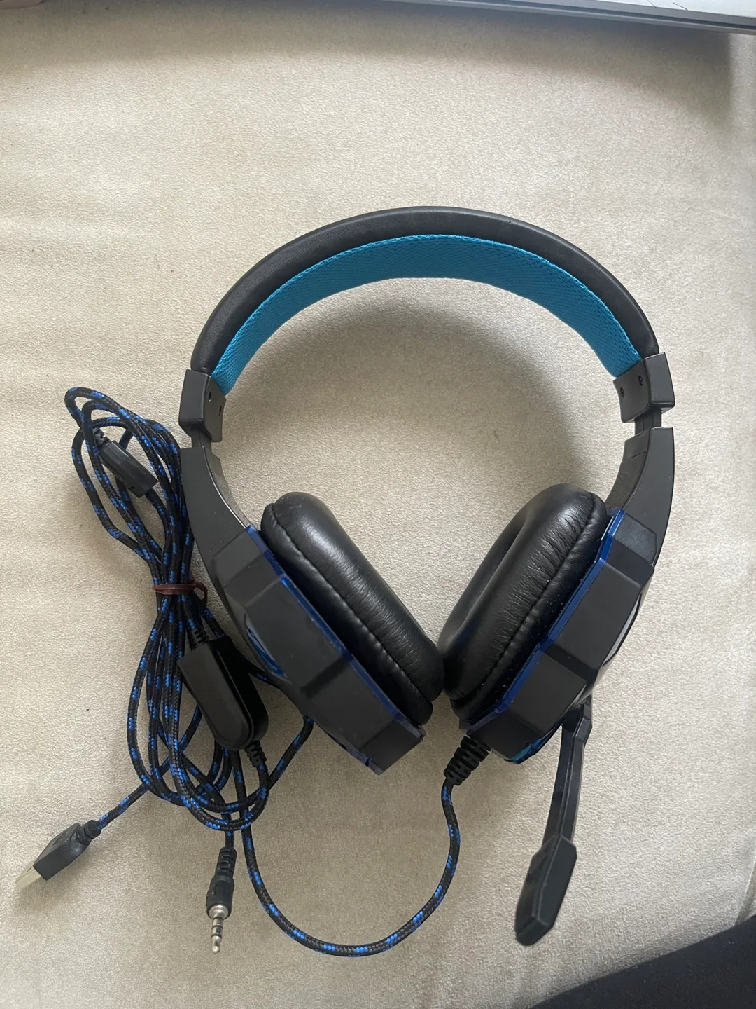 Bass HD Gaming Headset - Black and Blue thumbnail