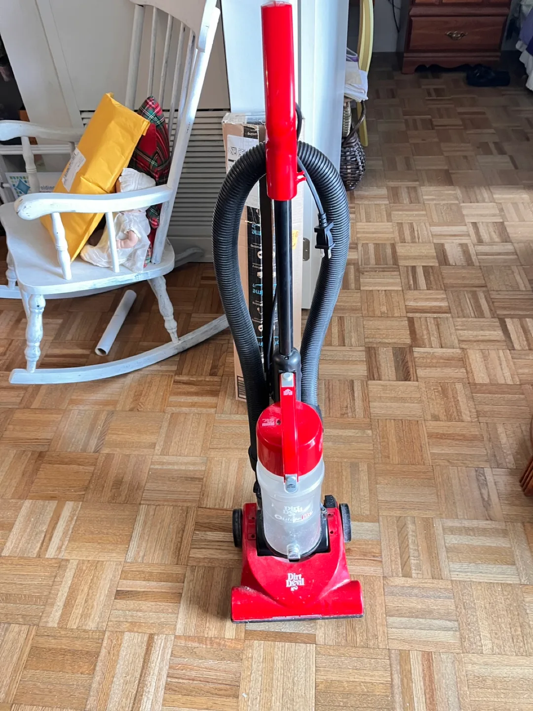Dirt Devil Lite Canister Vacuum Cleaner thumbnail