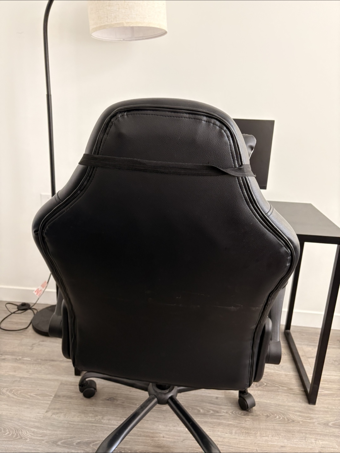 Gaming Chair - Black and White - photo 2