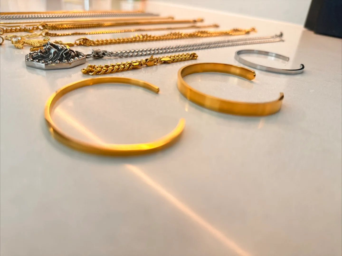 Coated in pure 18 K Gold , Cuban link , Rope , Bangles image indicator(3)