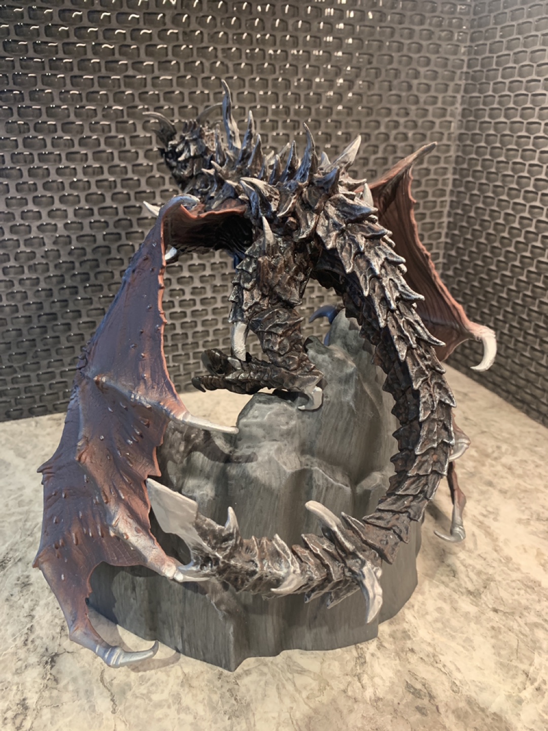 Alduin Statue from Skyrim - photo 3