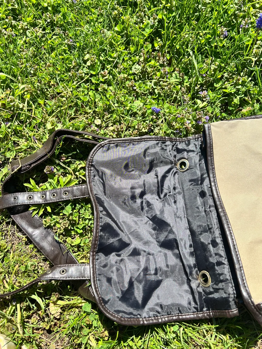 Vintage Messenger Bag image indicator(4)