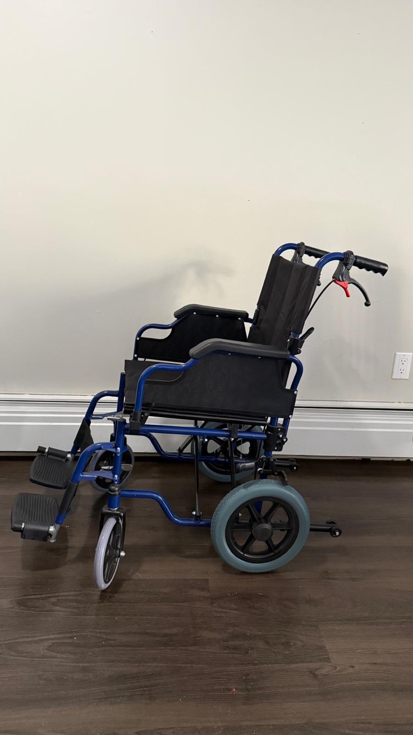 Lightweight Transport Wheelchair - photo 4