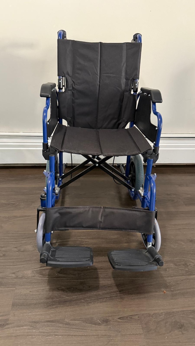 Lightweight Transport Wheelchair