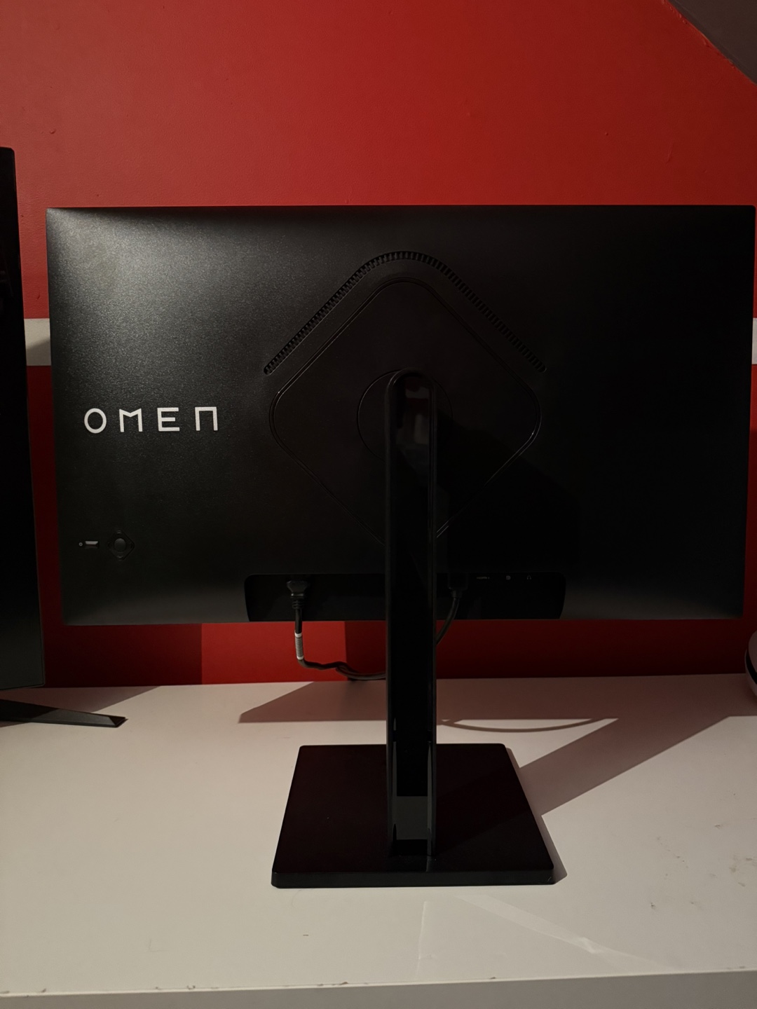 OMEN 27-inch Gaming Monitor - photo 2