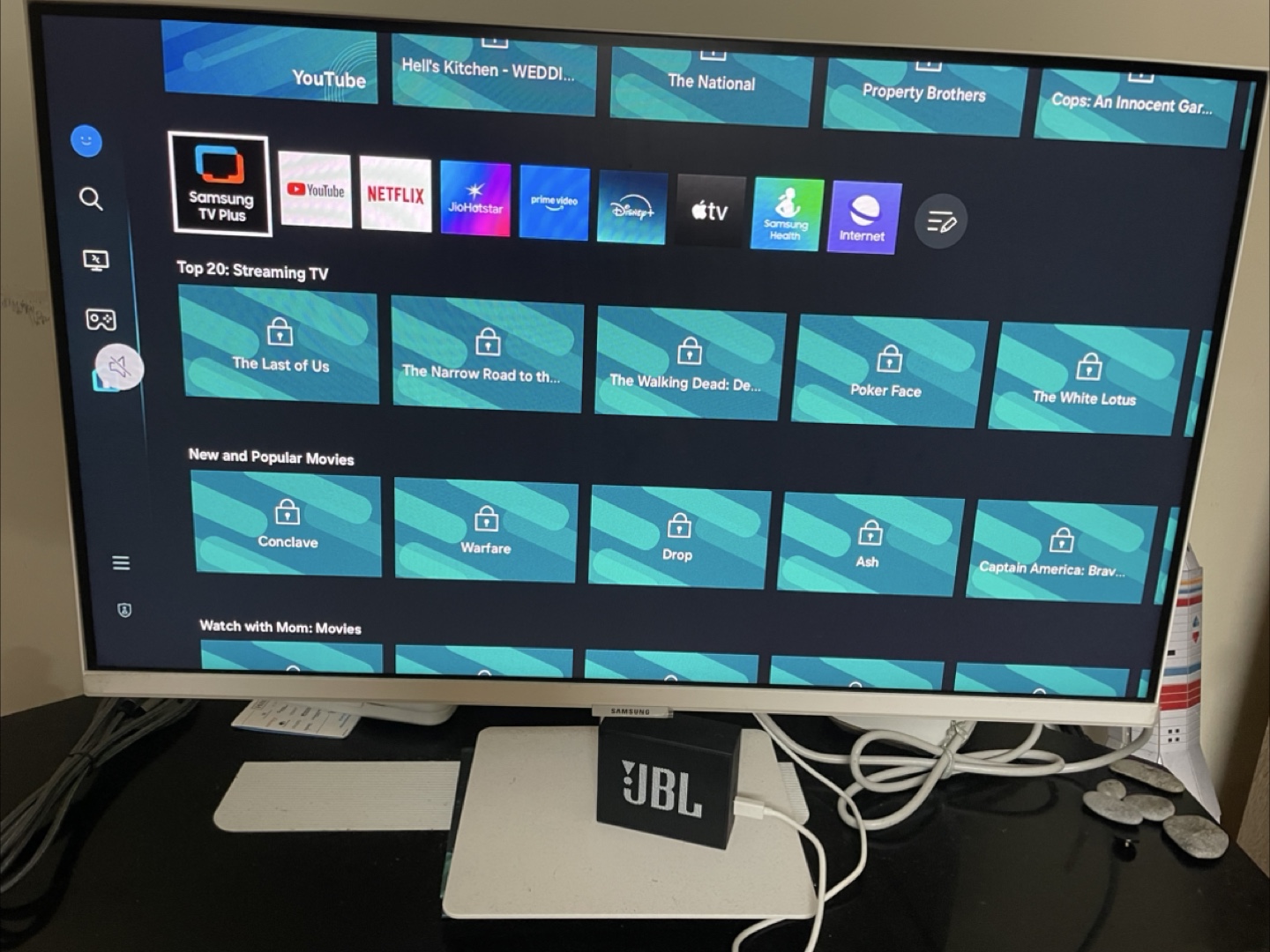 Samsung Smart TV and Monitor M5 27” - photo 2