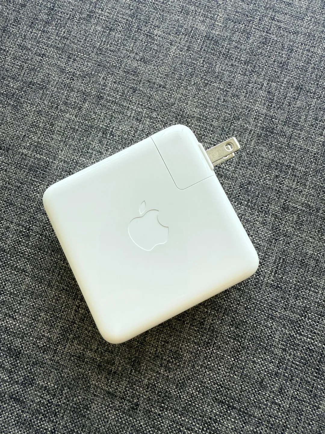 [Used] Apple 67W USB-C Power Adapter thumbnail