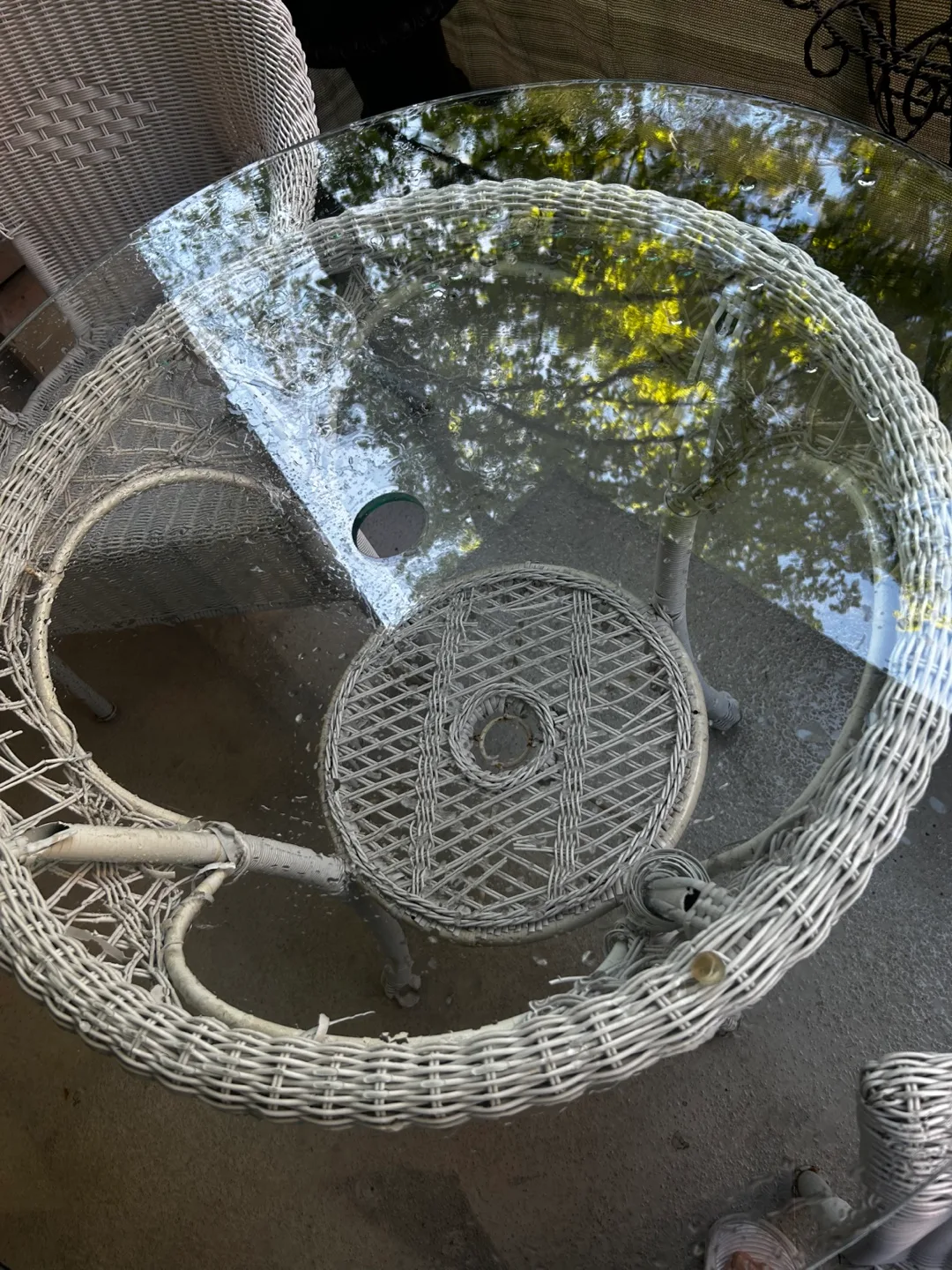 Patio set wicker image indicator(3)