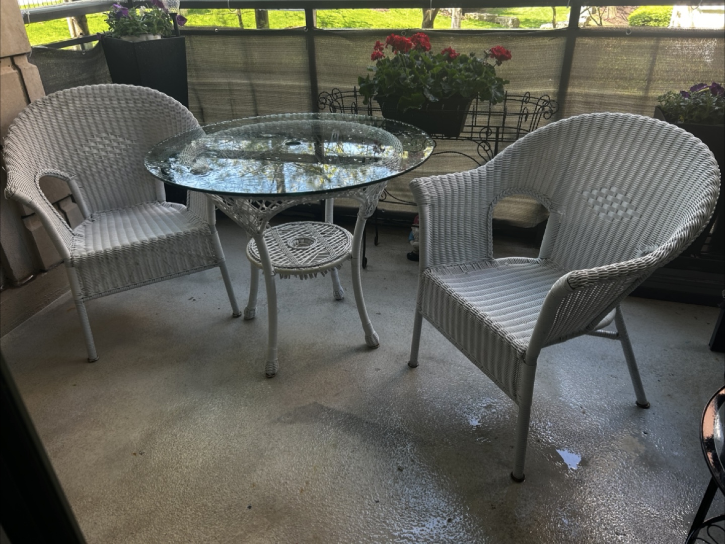 Patio set wicker