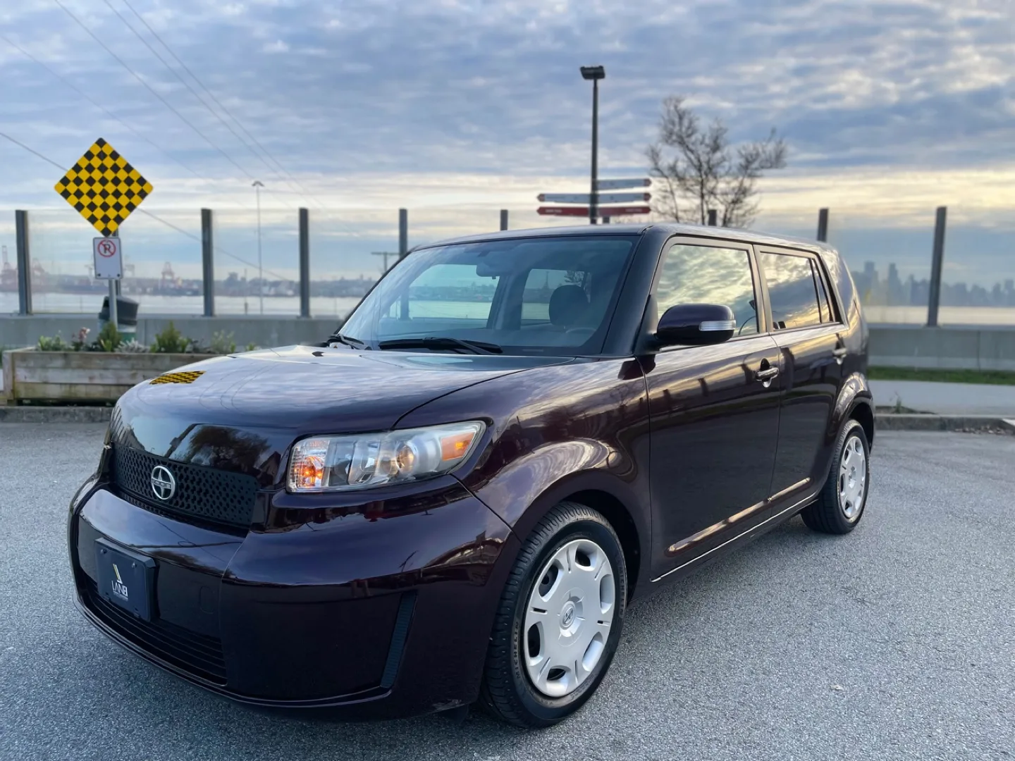 2009 Toyota Scion xB thumbnail