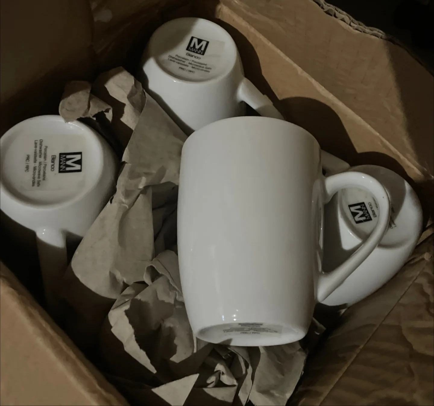 🏒Kitchen Bundle: Oven mitts, mugs & knives image indicator(2)