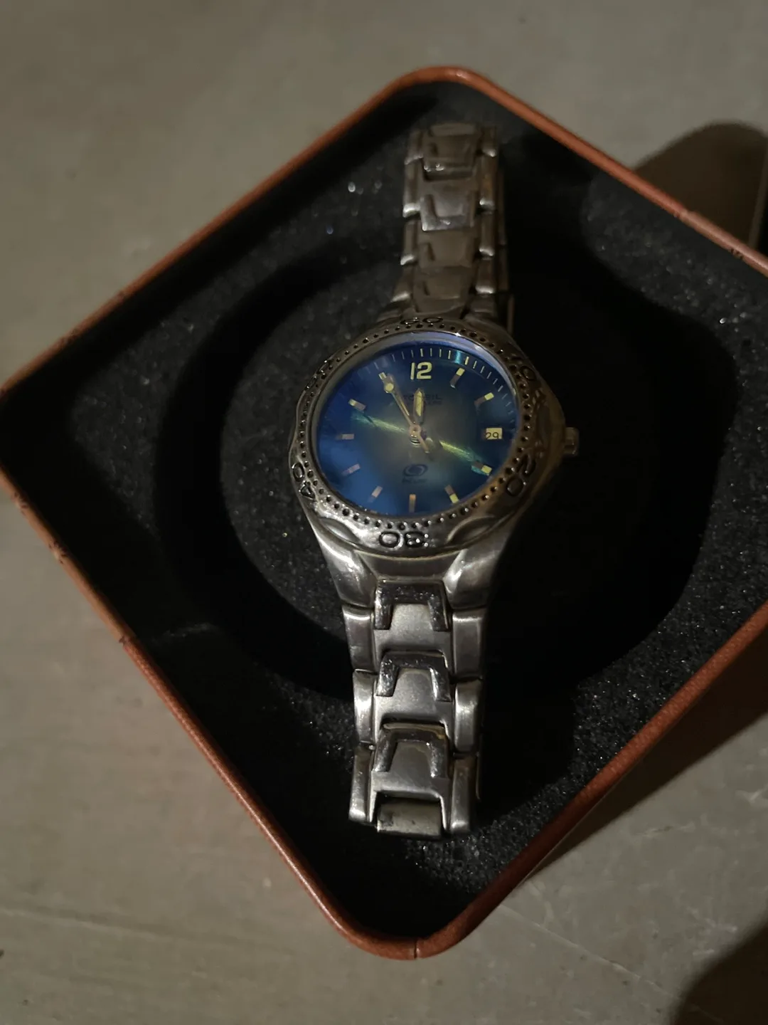 🏒Fossil Blue Watch with Metal Band image indicator(2)