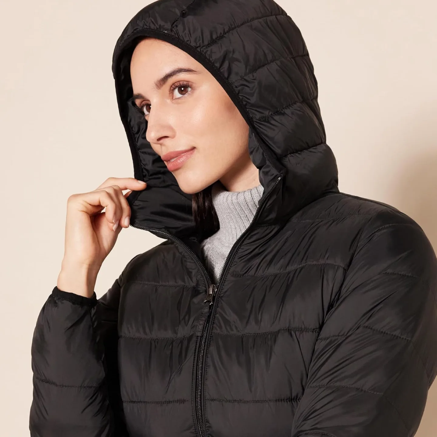 Amazon Essentials Women Lightweight Hooded Puffer Coat image indicator(4)