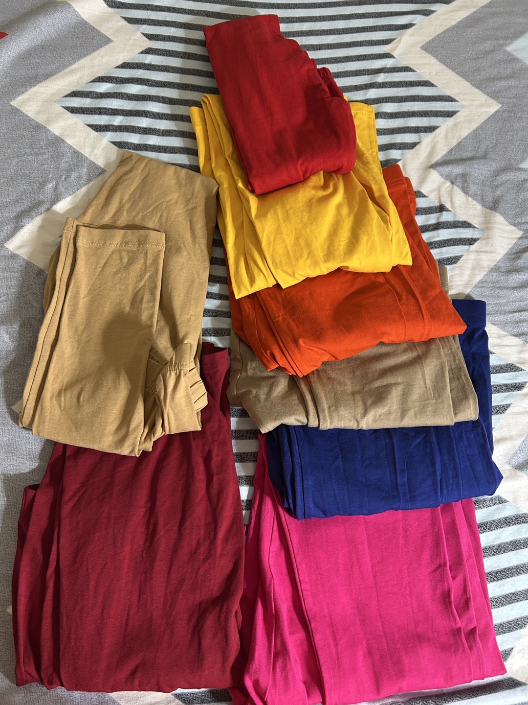 Eight pairs of women's leggings, assorted colours - photo 2