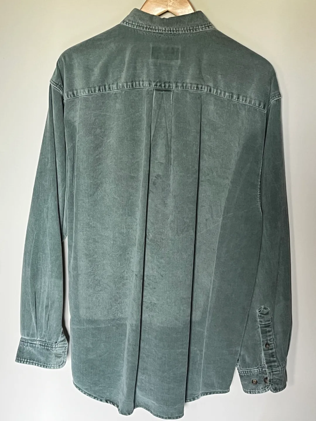 Men’s Eddie Bauer moss green courderoy shirt image indicator(2)