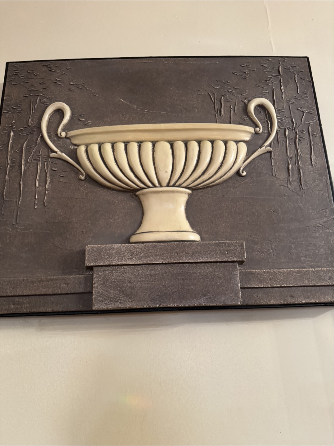 3D Elegant Urn Wall Decor - photo 4