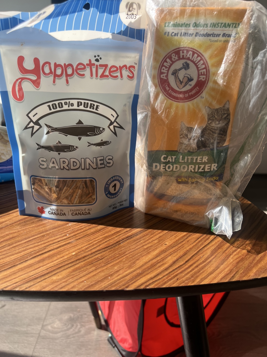 Yappetzers Sardines & Arm & Hammer Cat Litter Deodorizer