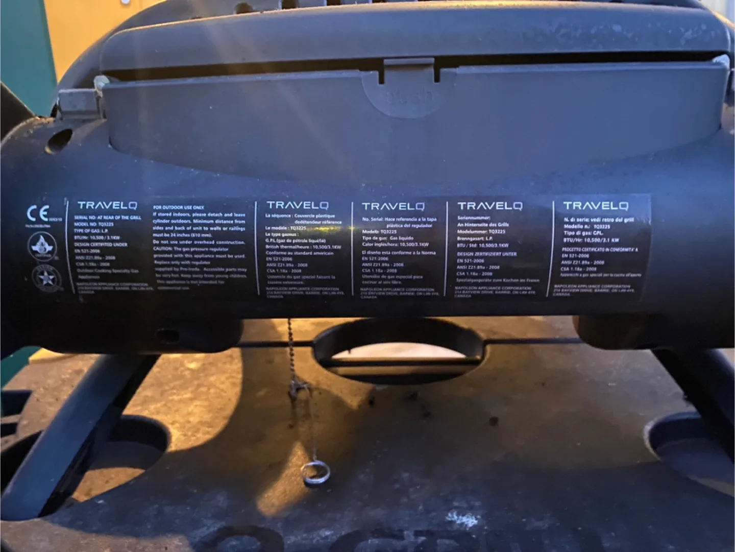 Napoleon Travel Q Portable Gas and Grill with Foldable Stand image indicator(4)