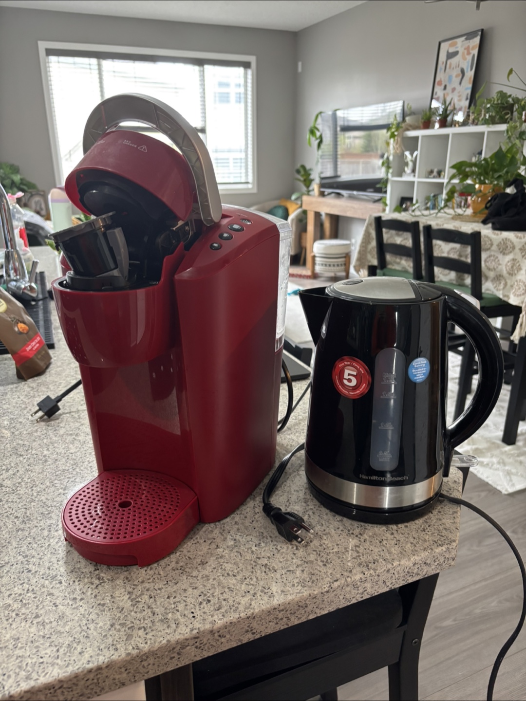 Hamilton Beach Kettle and K-Cup Coffee Maker Bundle